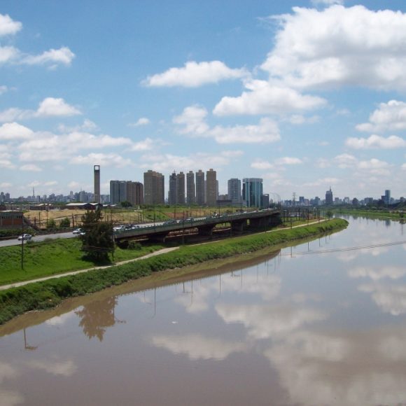 Rio Pinheiros Sabesp investirá R$ 16 bilhões em saneamento, com foco no Rio Pinheiros