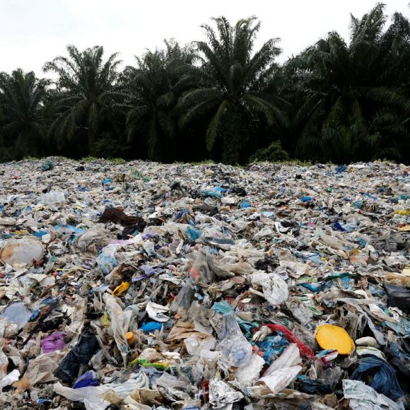 Malásia devolverá 3 mil toneladas de plástico aos países de origem