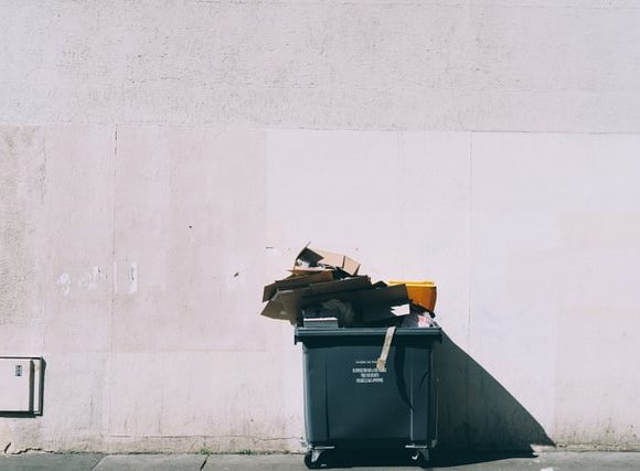 Não jogue fora! Veja como reaproveitar materiais que iriam para o lixo