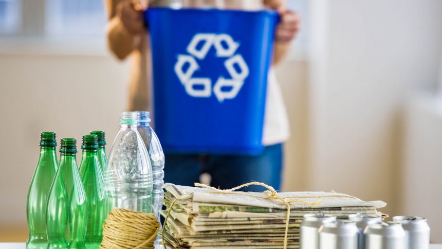APRENDA A SEPARAR O QUE É ORGÂNICO, RECICLÁVEL E REJEITO